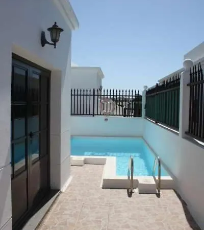 Puerto Del Carmen Sleeps 4 Pool Wifi * Puerto del Carmen (Lanzarote)
