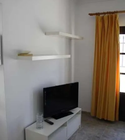 Apartment Puerto Del Carmen Sleeps 4 Pool Wifi